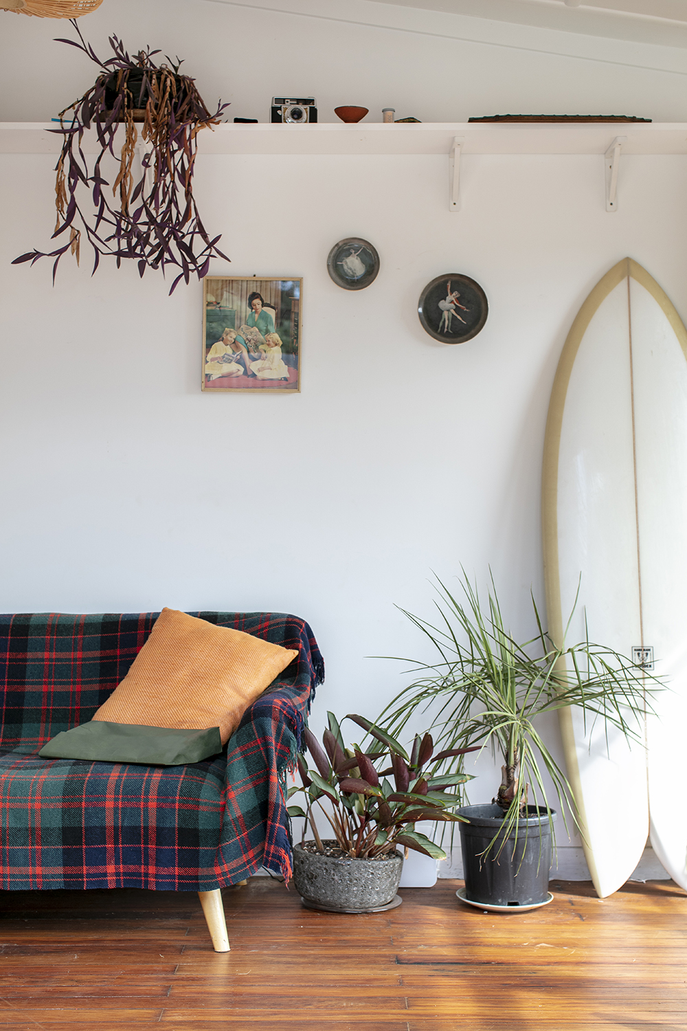 During her surf retreats, guests were served in her own home, and lodged at Piha Hideaways, the beach-chic cabins she renovated herself. Photo / Babiche Martens