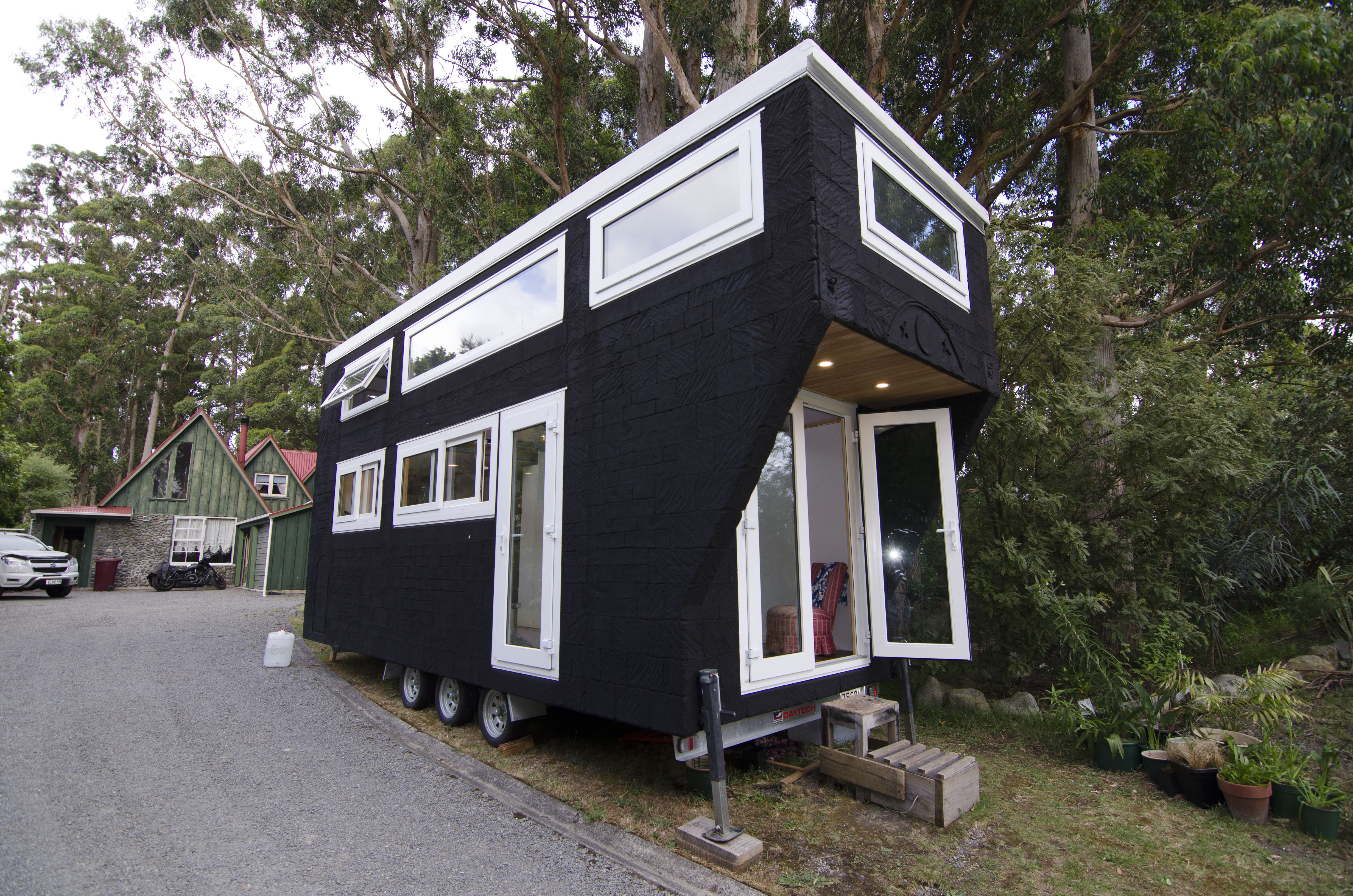 Couple Build Tiny House For $45K - Nz Herald