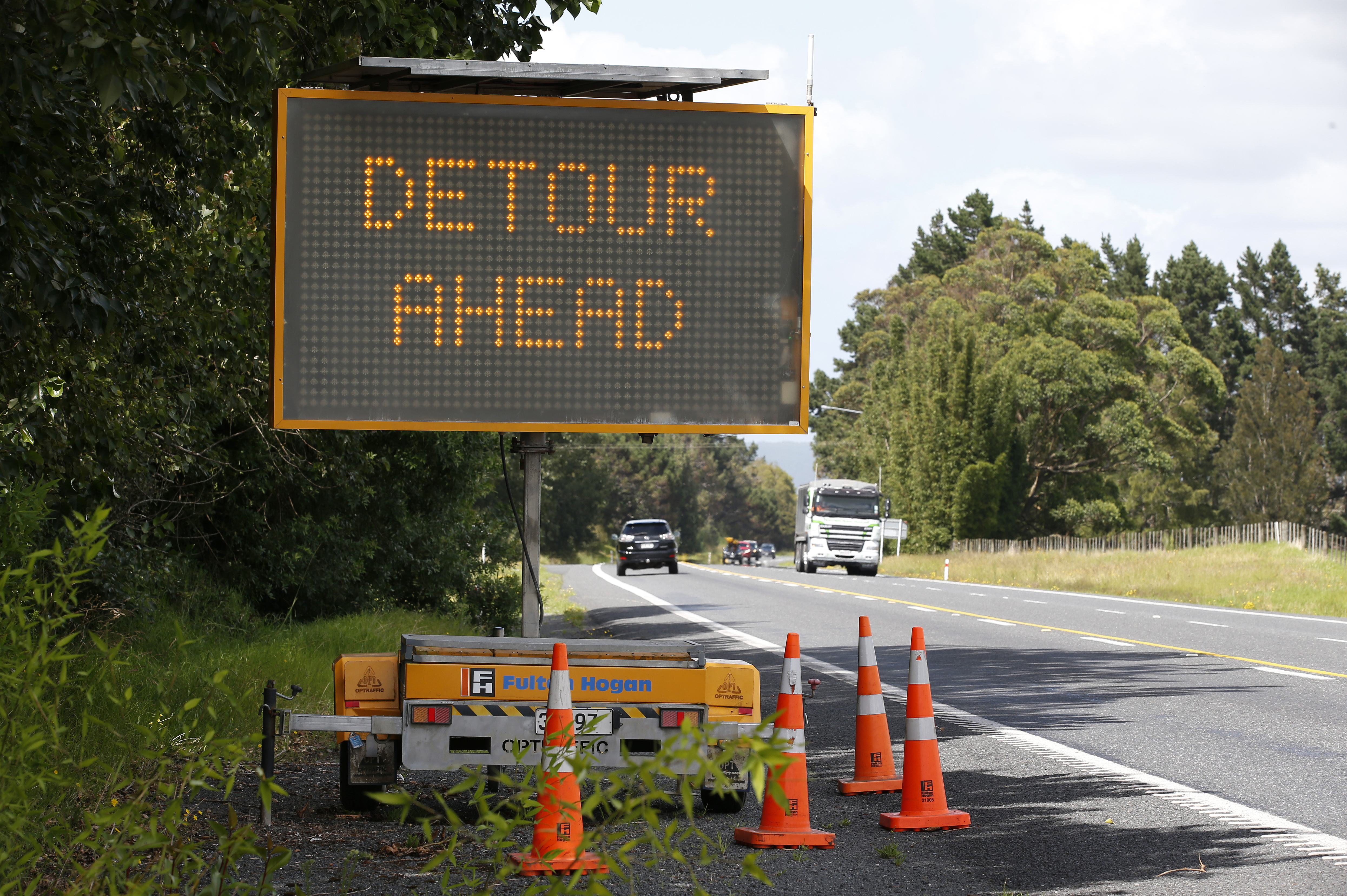 Motorists are being urged to explore Northland and have an adventure while the Brynderwyn Hills are closed from February 26 until May 12.