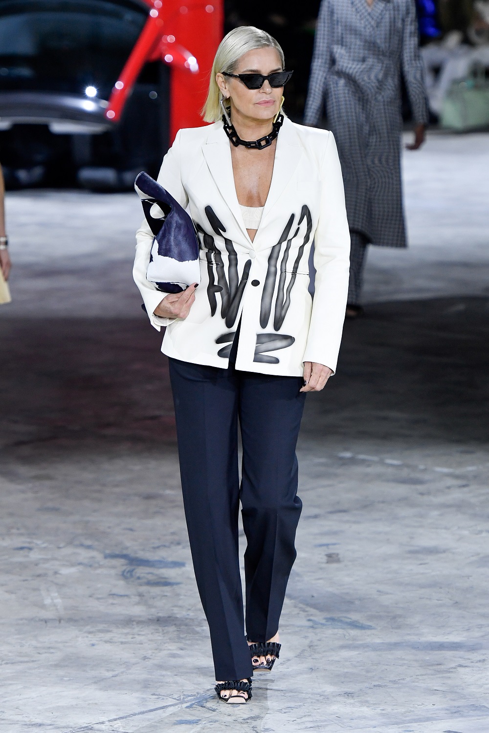 Virgil Abloh (designer for LV & Off-White) wears Arc'teryx to Paris Fashion  Week 2020 : r/veilance