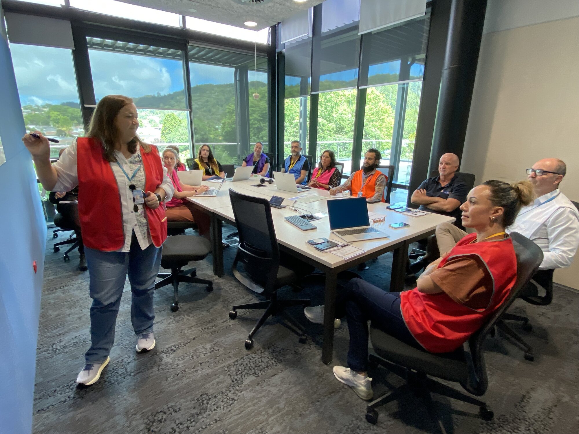  Dealing with the effects of the giant new Helena Bay hill slip was the focus of Thursday morning's Whangārei Civil Defence emergency operations centre at Whangārei District Council. 
Photo / Susan Botting 
