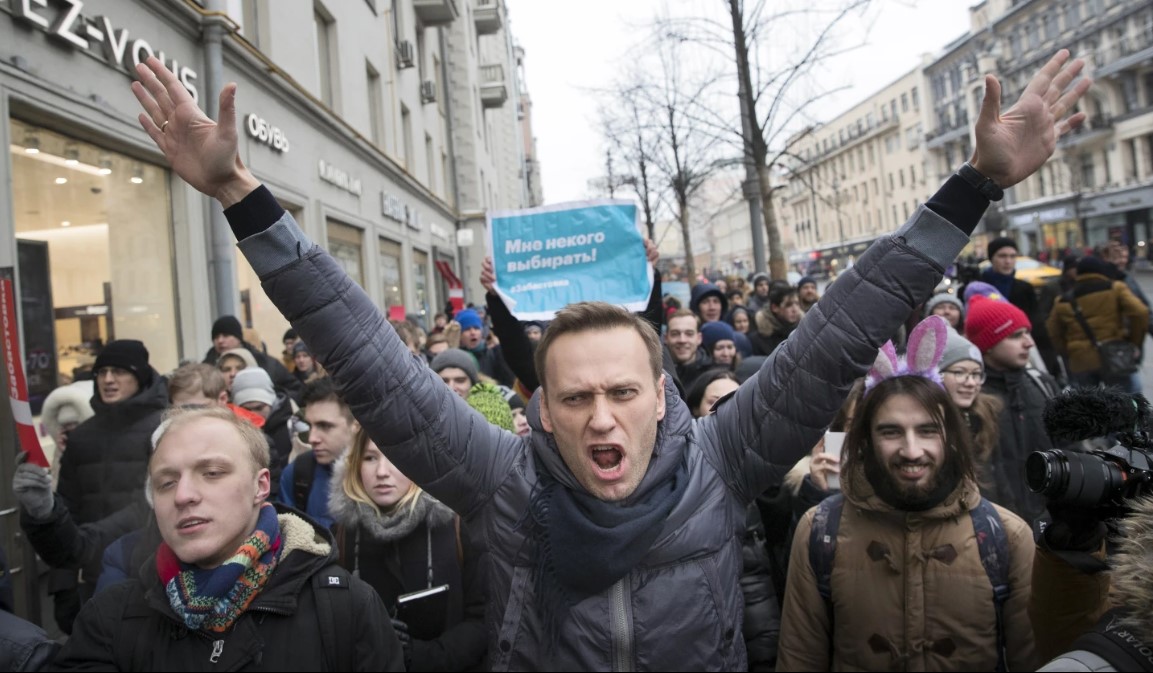 Russian opposition leader Alexei Navalny, centre, attends a rally in Moscow, Russia, in 2018. Photo / AP