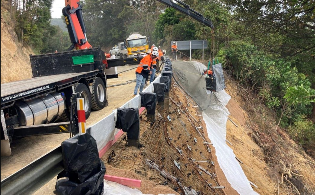 Works on the Brynderwyns section of SH1, a month after Cyclone Gabrielle. / Waka Kotahi NZTA