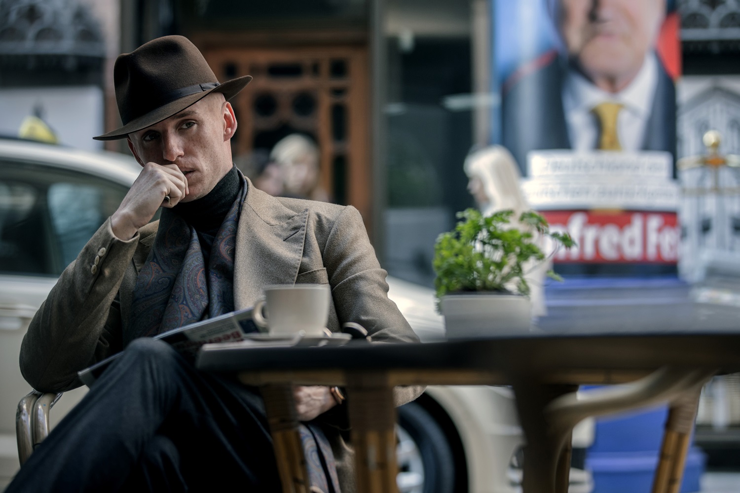 Eddie Redmayne as the Jackal. Photo / Marcell Piti / Carnival Film & Television Limited)
