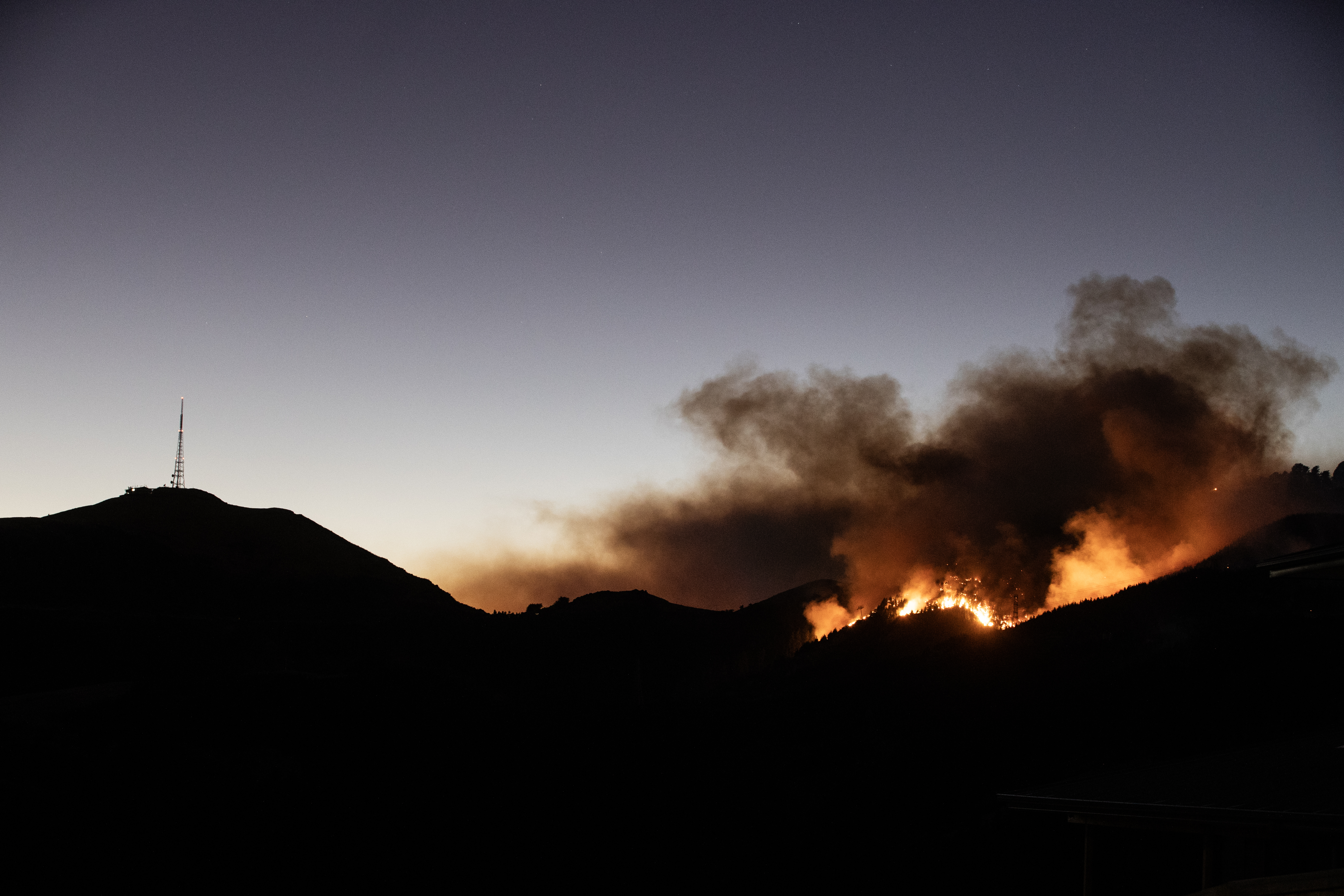 At 7.30am today, the fire area measured 630ha with a 12km perimeter. Photo / George Heard
