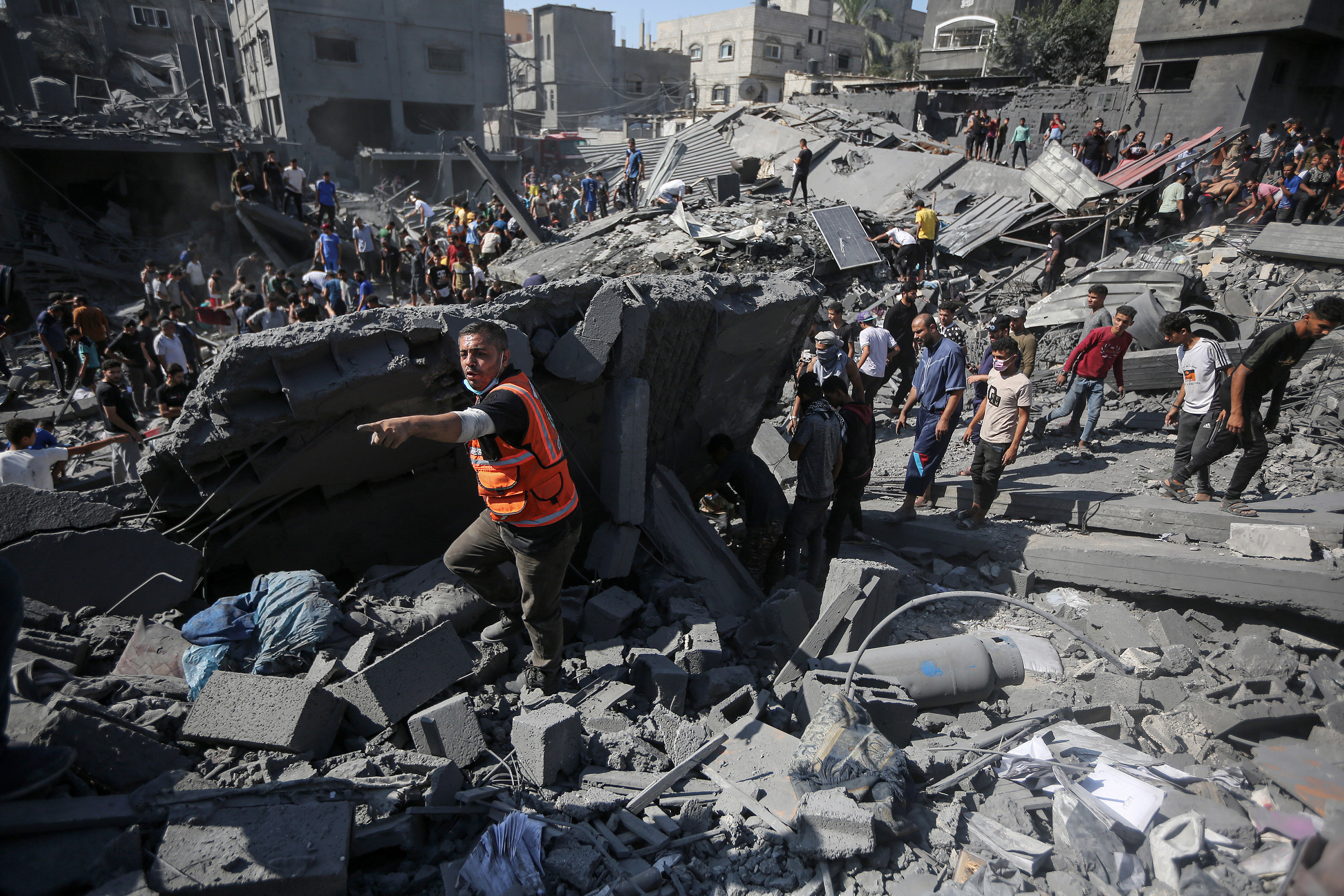 The aftermath of Israeli airstrikes in Khan Younis, south of the Gaza Strip, on October 26, 2023. Photo / Yousef Masoud, The New York Times