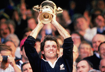 All Blacks captain David Kirk lifts the Willam Webb Ellis Trophy after the 1987 Rugby World Cup final between New Zealand and France. Photo / Getty Images