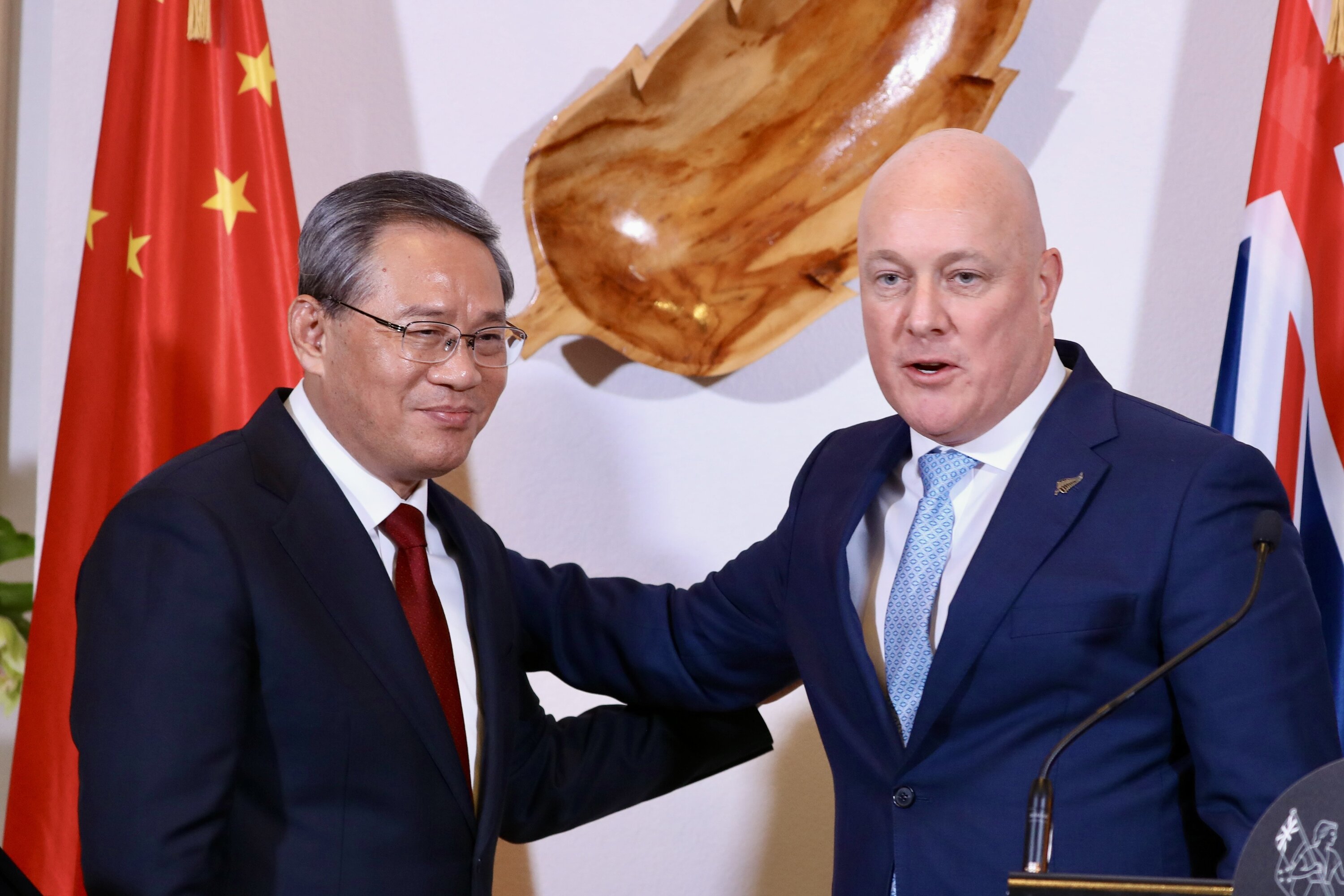 Chinese Premier Li Qiang and Prime Minister Chris Luxon. Photo / Mark Mitchell 