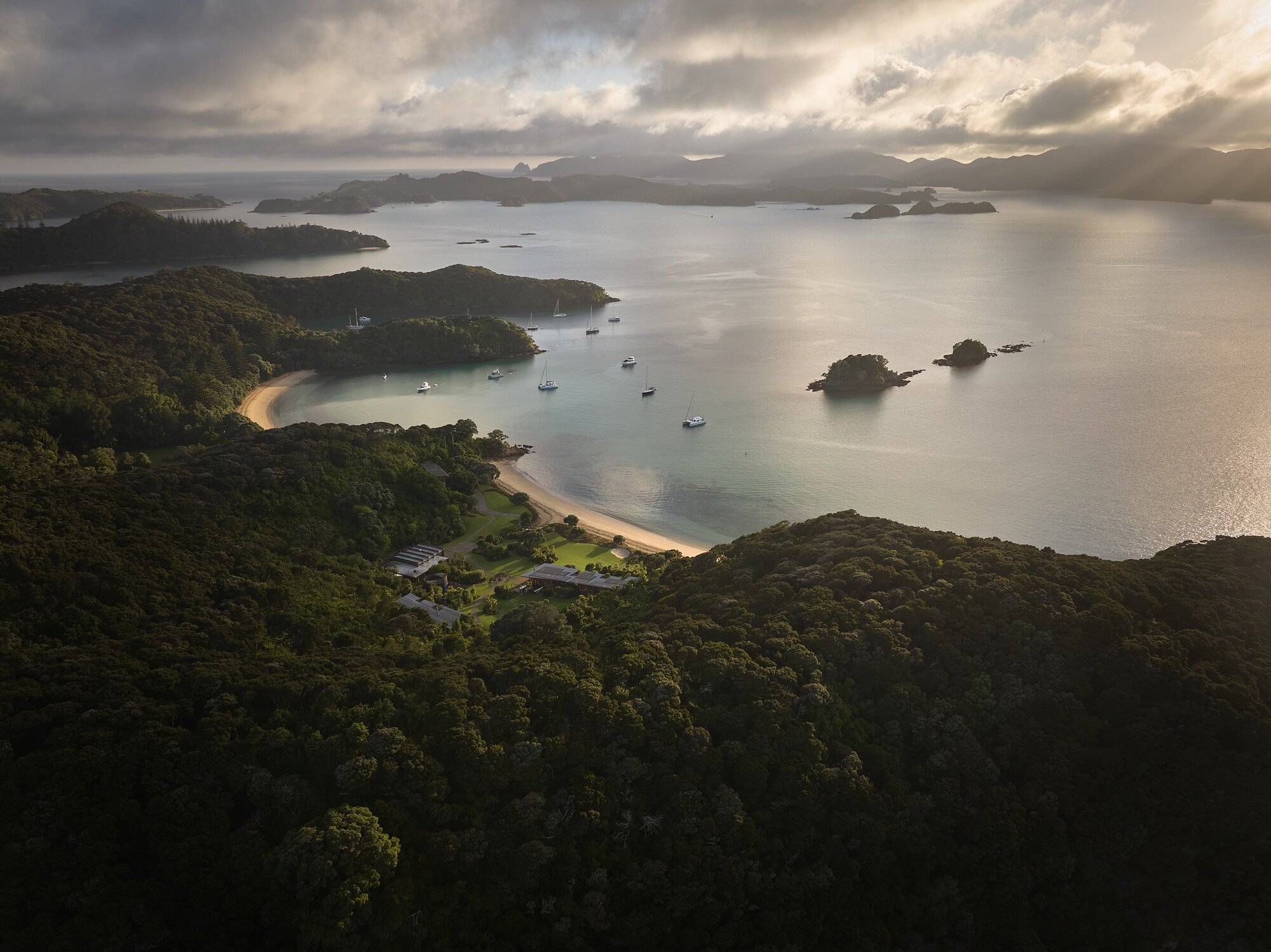 Moturua Island house, designed by Pete Bossley Architects. This is in the Bay of Island. Photo / Same Hartnett