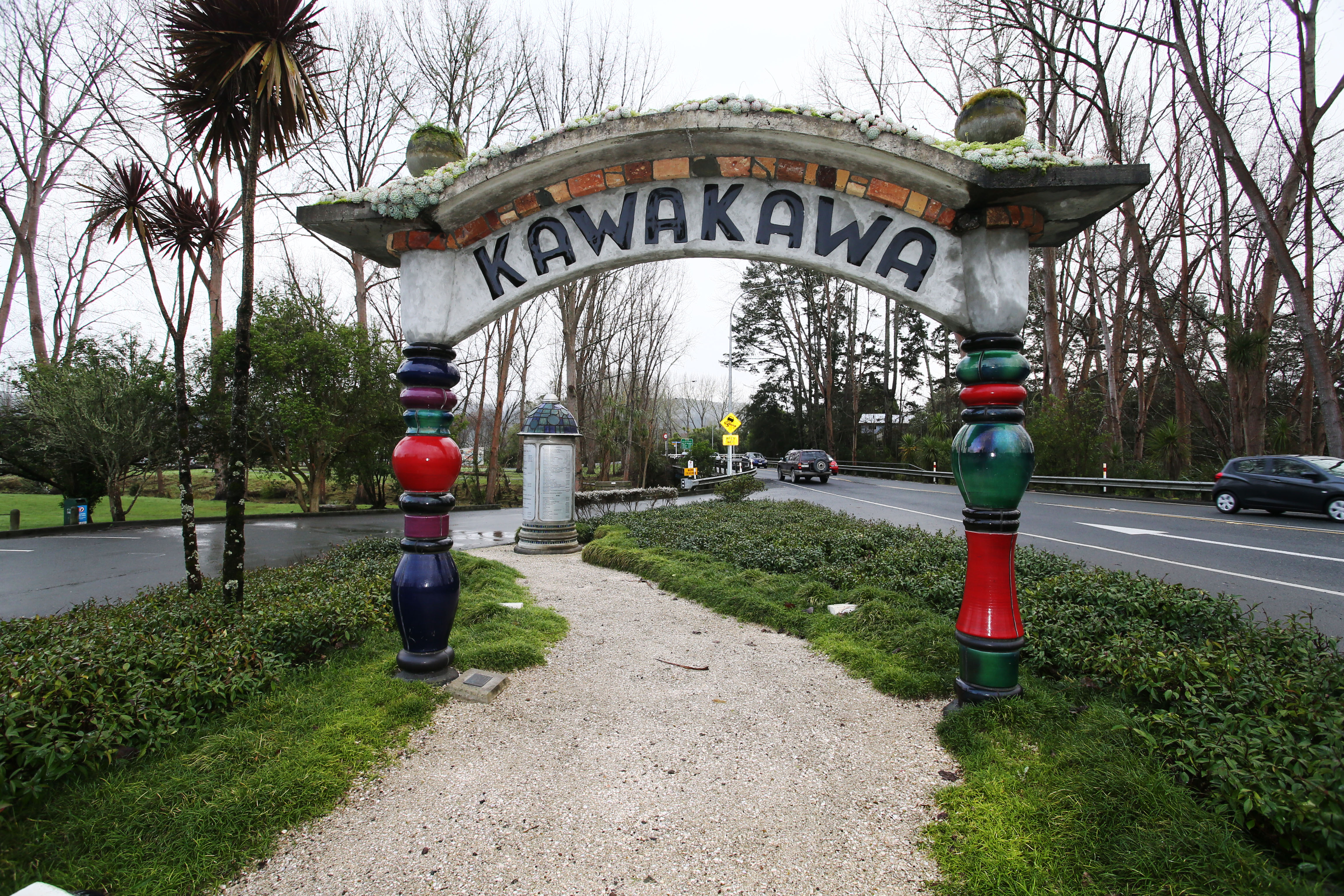 After a wet and windy night the water mains broke in Kawakawa. Residents are being supplied water through tankers. Photo /  Tania Whyte