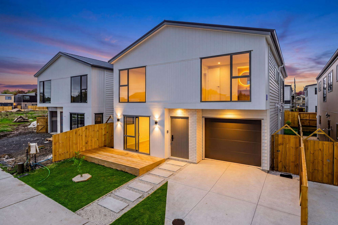 15 Tebaga Gap Rd, Karaka, is now for sale and had been connected to a company run by developer Jeff Gao.