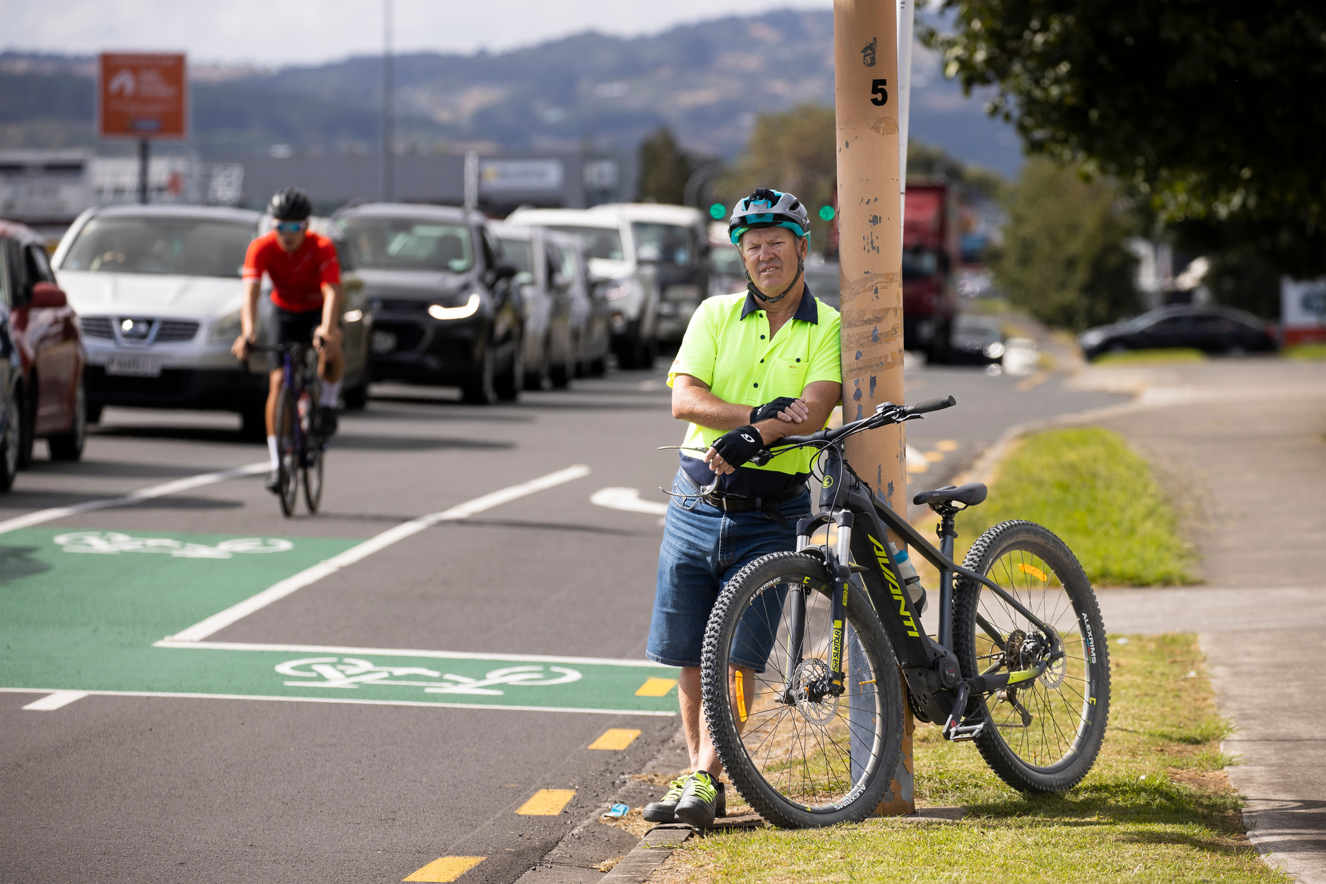 Cyclist Kelvin Hieatt says the current painted cycleway on Great South Rd is very unsafe and needs fixing. Photo / Brett Phibbs