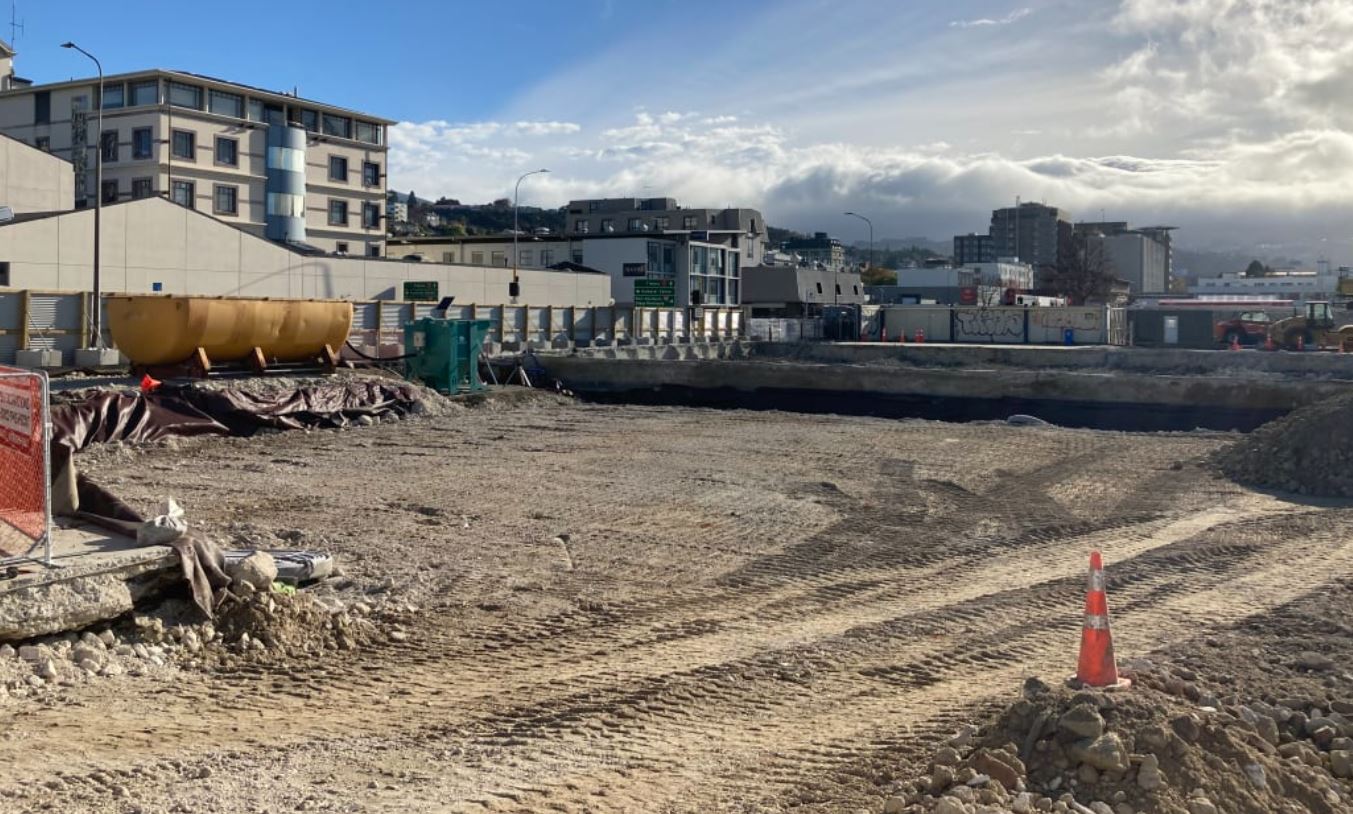 Work at Dunedin Hospital's Inpatient Building site excavation. Photo / Te Whatu Ora