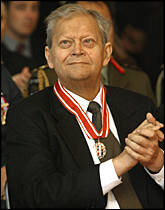 Former Prime Minister David Lange after being appointed to the Order of New Zealand in 2003. Picture / Mark Michell