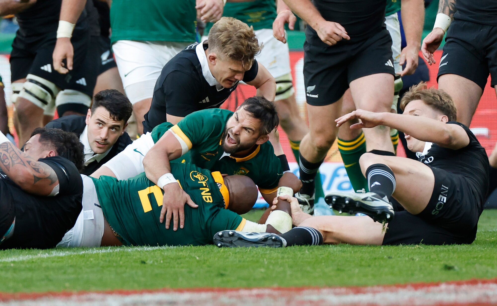 Bongi Mbonambi scores against the All Blacks at Ellis Park last year. Photo / Photosport