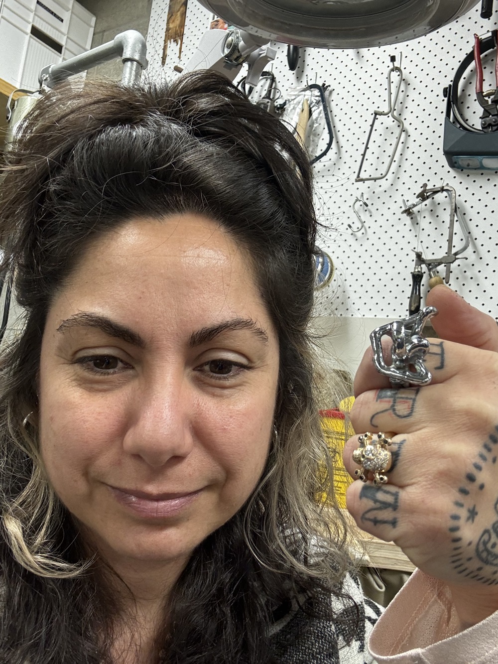 Jeweller Maca Bernal wears her Moniek Schrijer ring.