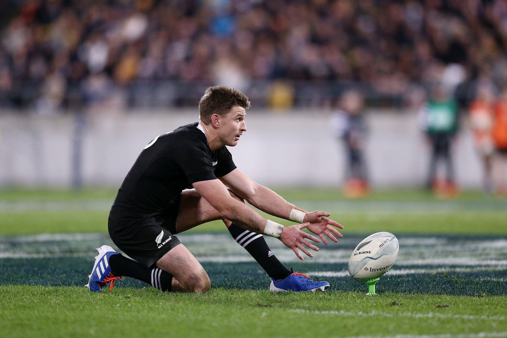 Beauden Barrett lines up a shot at goal. Photo / Getty Images