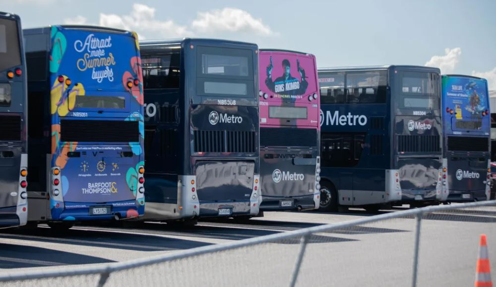An Auckland bus driver  is resting at home after he was slashed in the neck after being attacked by a passenger. Photo / File