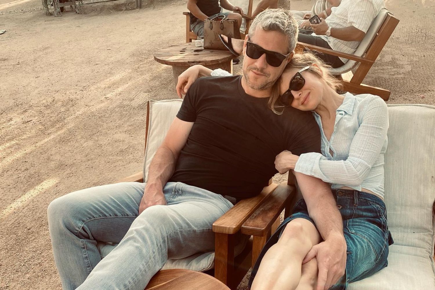 The Bridget Jones’ Diary star is said to be planning a secret wedding following a low-key engagement to her British boyfriend. Photo / Instagram