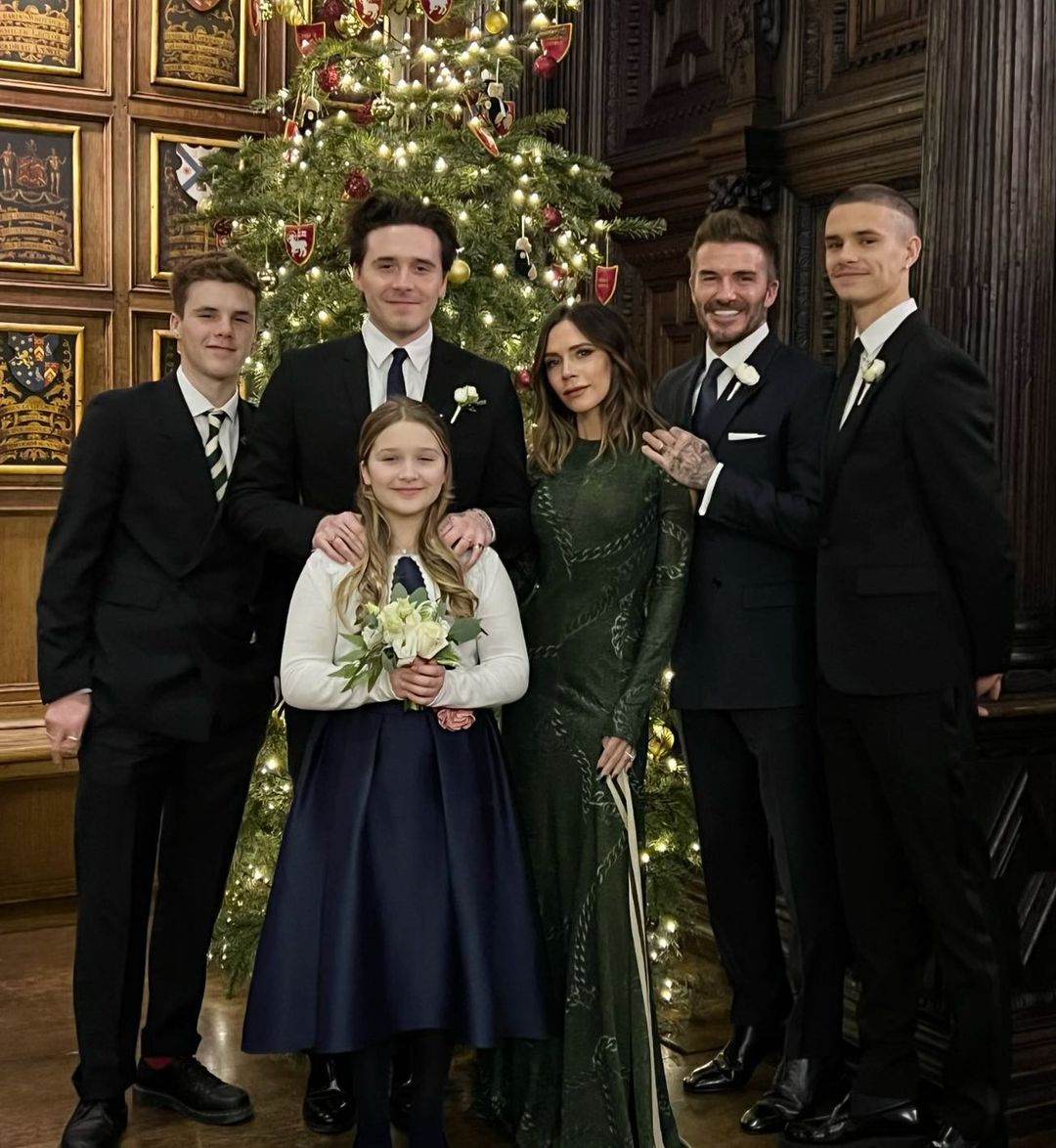 The Beckhams (L-R), Cruz, Brooklyn, Harper, Victoria, David and Romeo. Photo / Instagram