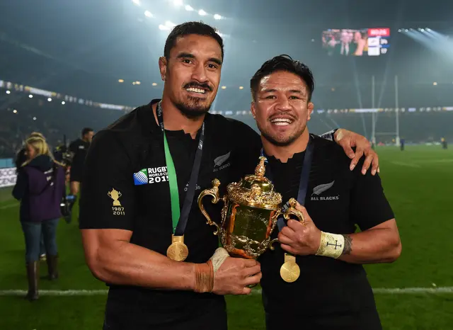 Keven Mealamu (right) with All Blacks teammate Jerome Kaino and the Webb Ellis trophy after winning the Rugby World Cup final in 2015. Photo / Photosport