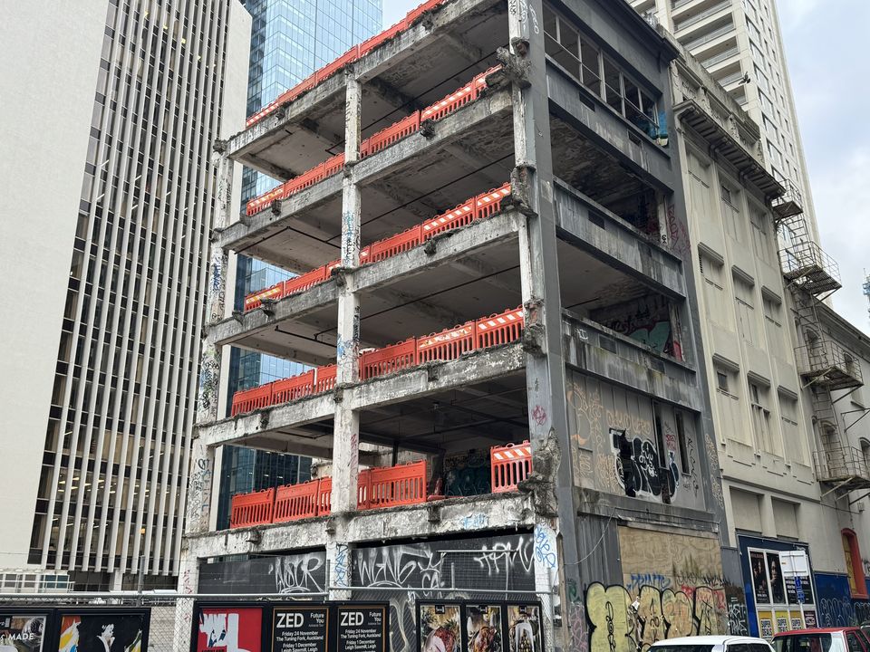 One of three remaining buildings on the Albert/Federal/Wolfe St site owned by Singaporeans the Kum family. Photo / Chris Keall