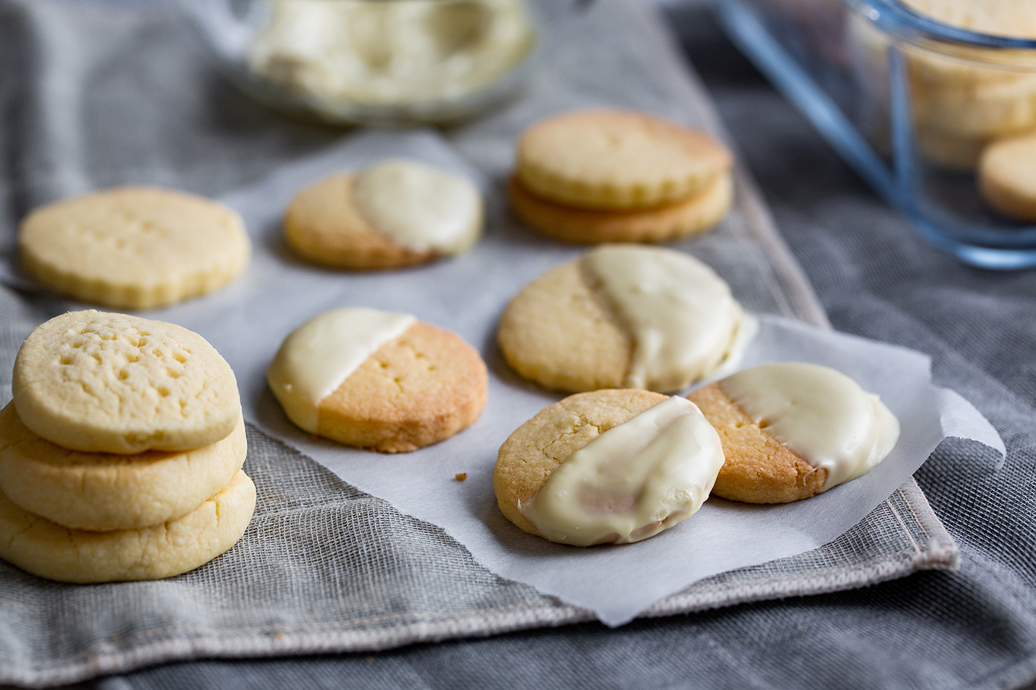 These shortbread cookies are so simple but so delicious. Photo / Babiche Martens