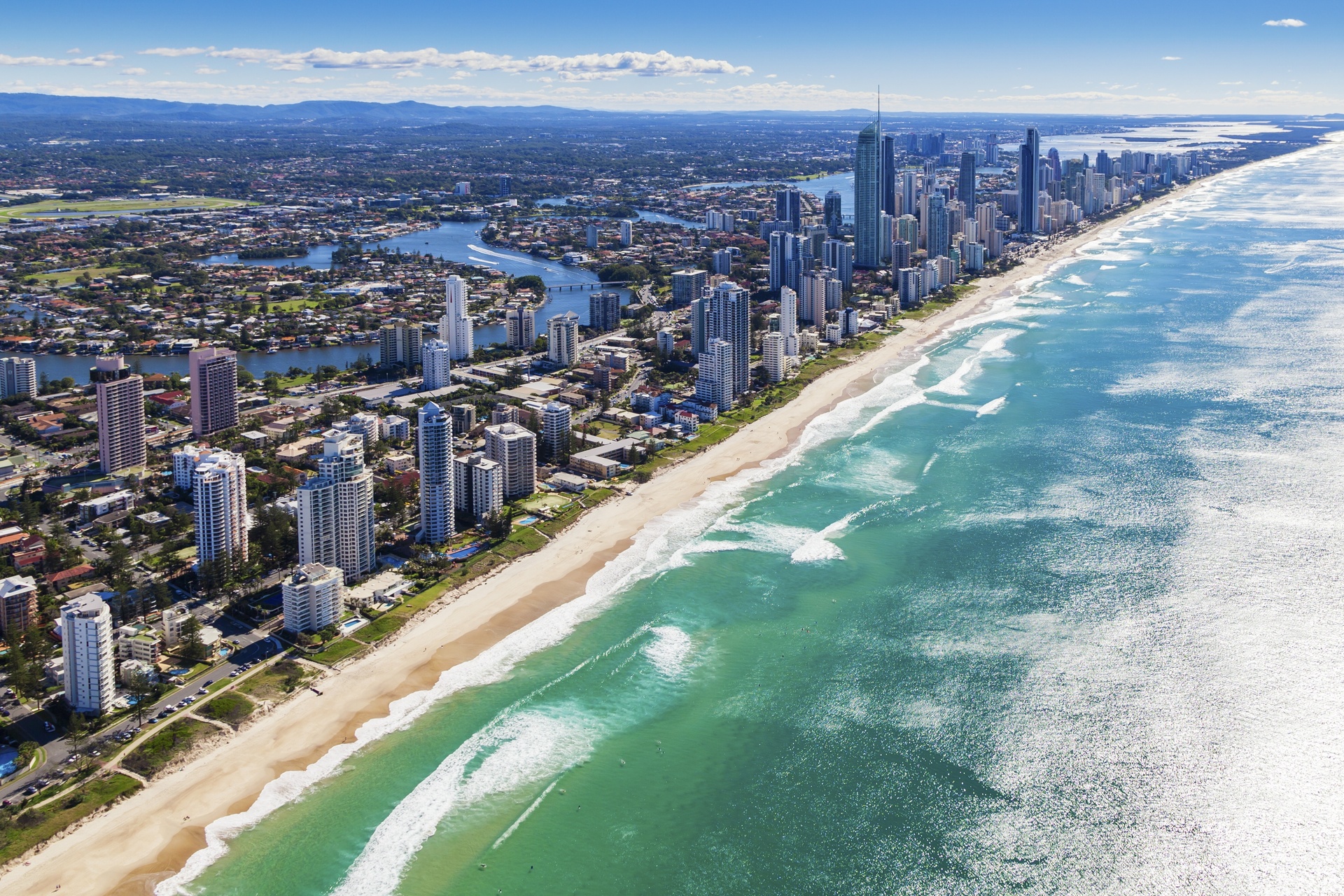 Flying to the Gold Coast is set to get easier for Bay of Plenty residents with flights departing from Hamilton. Photo / 123RF