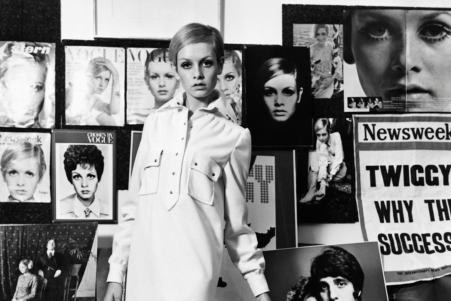 Twiggy poses with her many magazine covers in 1967. Photo / Hulton Deutsch Collection for Getty Images
