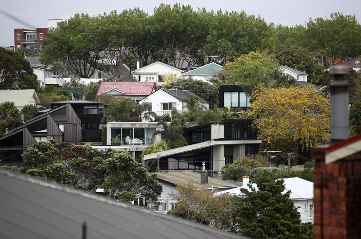 New Zealand house prices crept up 0.2% to a national average of $903,928, in the three months ending March. Photo / Fiona Goodall