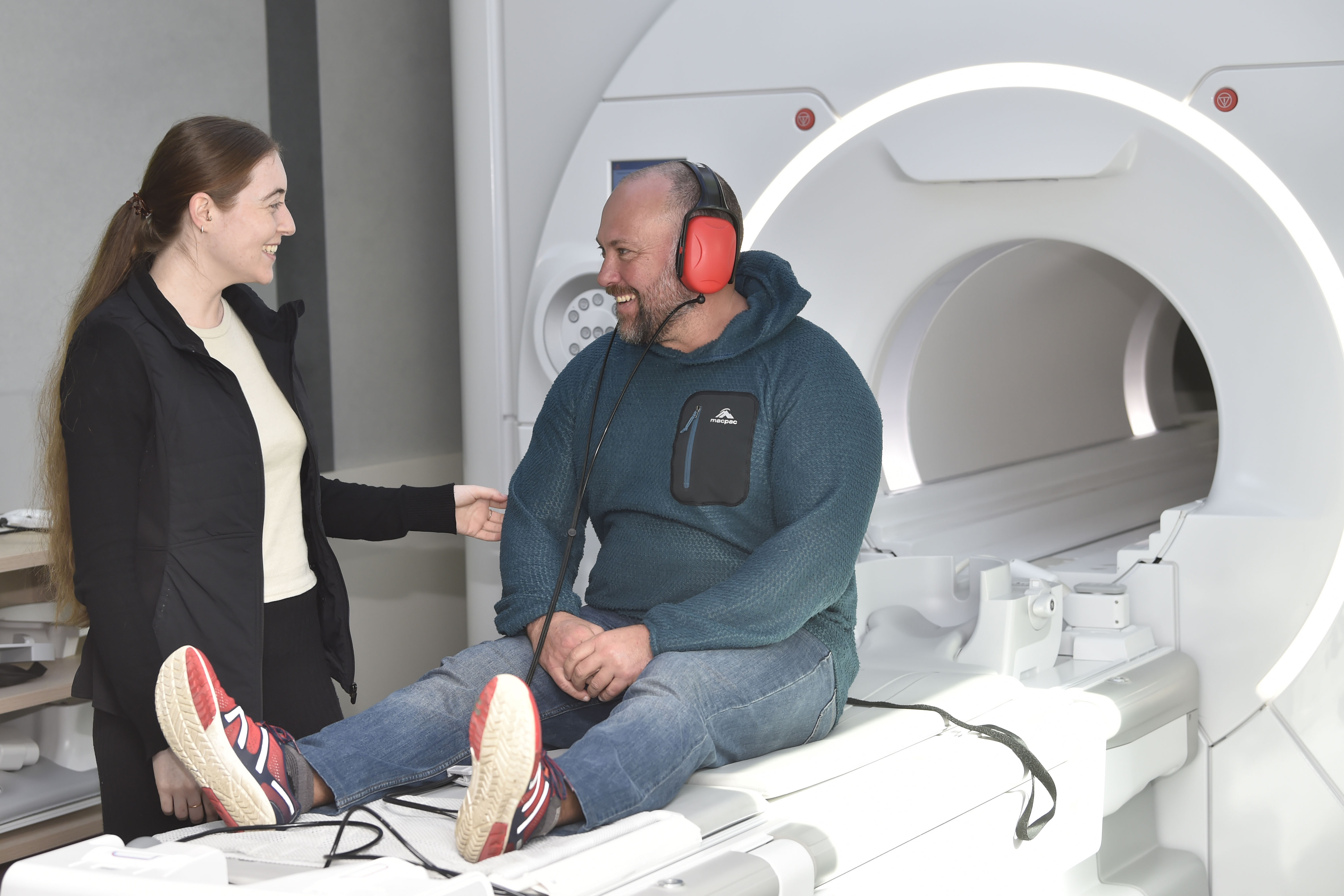 Former NZSAS Corporal Gregg Johnson getting an MRI scan at the Matai Medical Research Institute for possible traumatic brain injury. Photo / Rebecca Grunwell