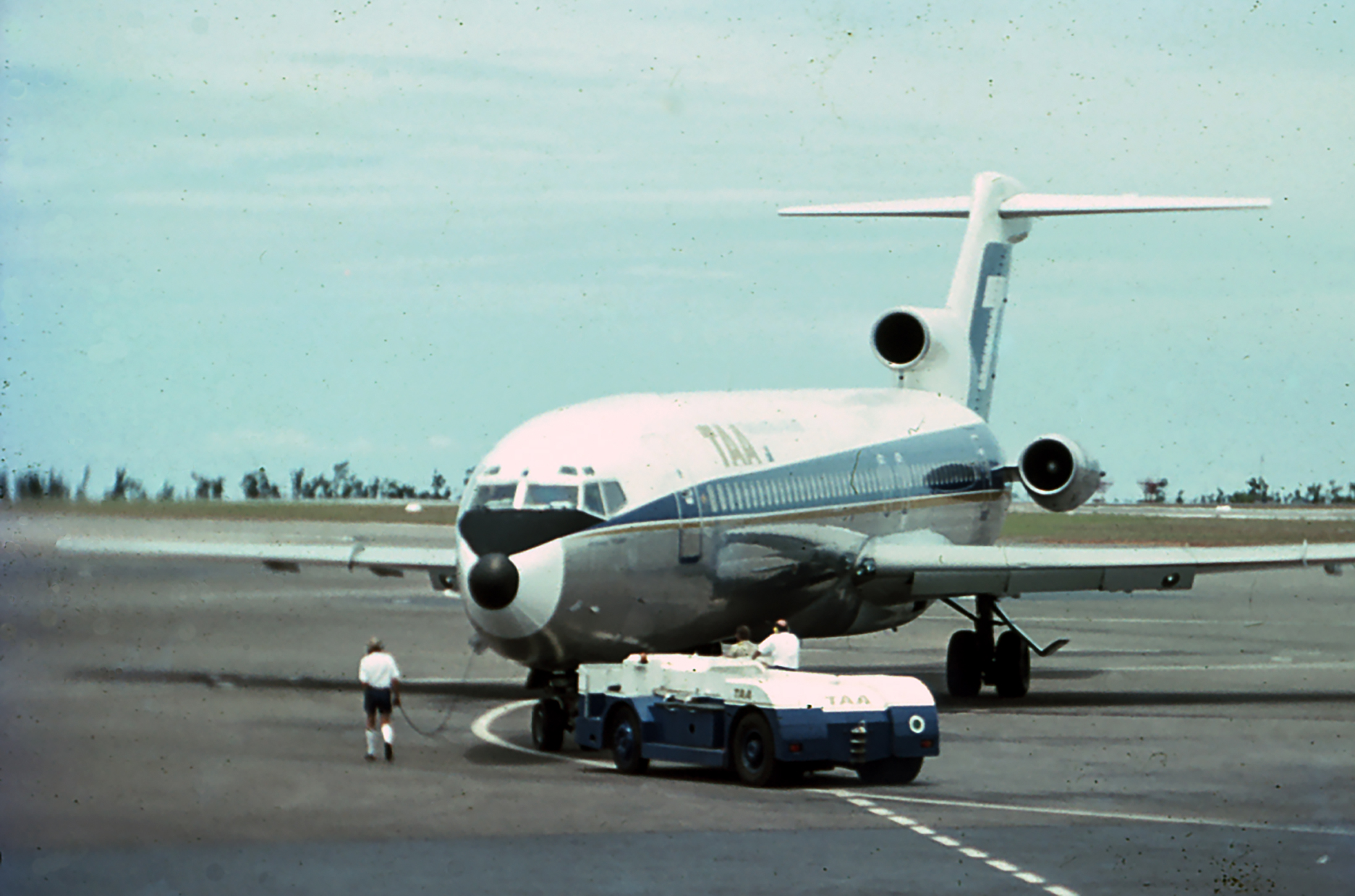 A TTAA Boeing 727 aircraft at Darwin Aiport in 1976.  Photo / Supplied, Ken Hodge