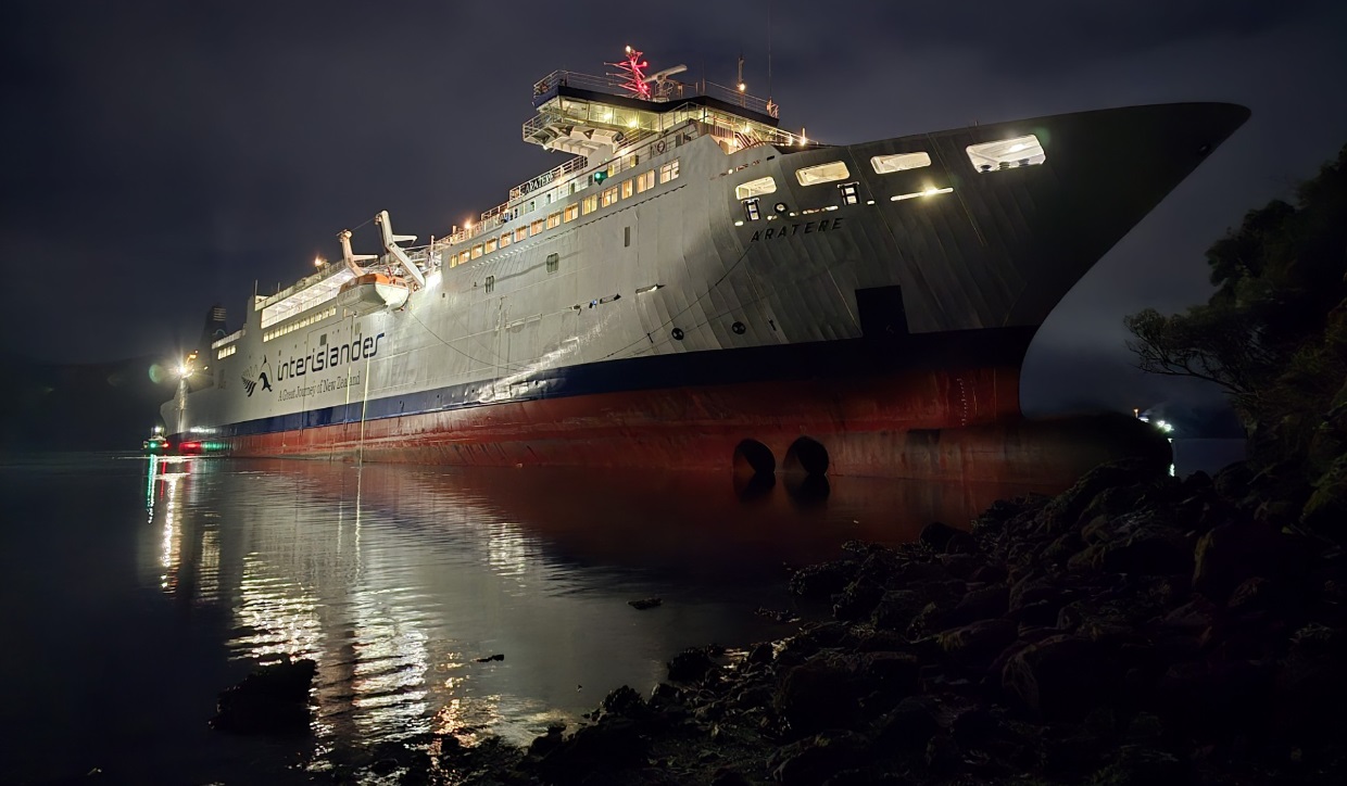 The Interislander ferry Aratere ran aground outside of Picton after 10pm on Friday.