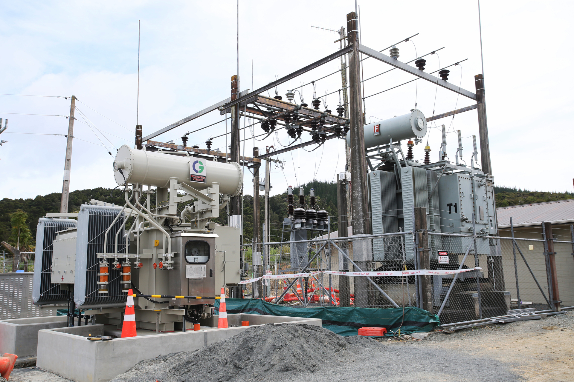 Renewable energy can help lighten the load of Northland lines' companies Northpower and Top Energy.
Photo / Tania Whyte