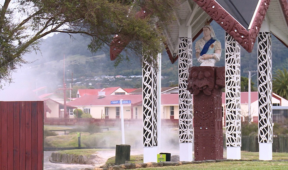 Te Manatōpū Hau Kāinga o Ōhinemutu wants to renew and reconnect bores and pipes from hot water springs to their homes for heating, cooking, and bathing. Photo / Te Ao Māori News