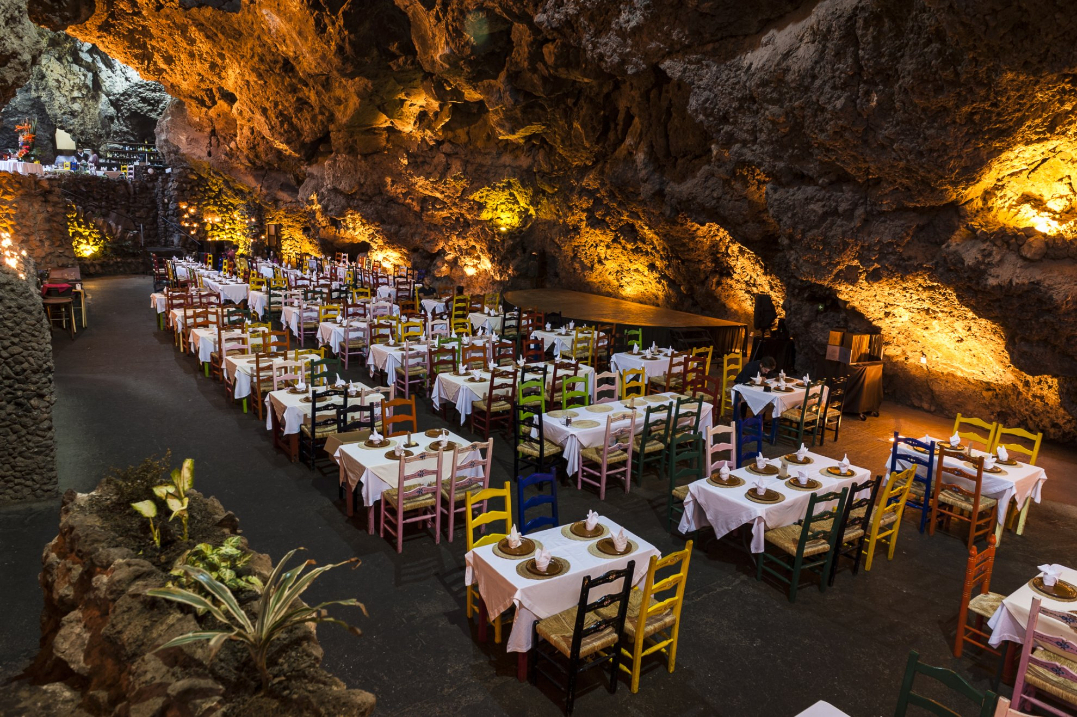 La Gruta in Mexico is a volcanic cave restaurant located behind the 2000-year-old Teotihuacan sun pyramid. Photo  / La Gruta Teotihuacán
