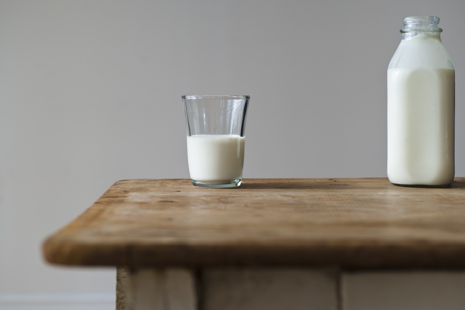 Be sure to include a good supply of calcium in your diet for a good night's kip. Photo / Getty Images