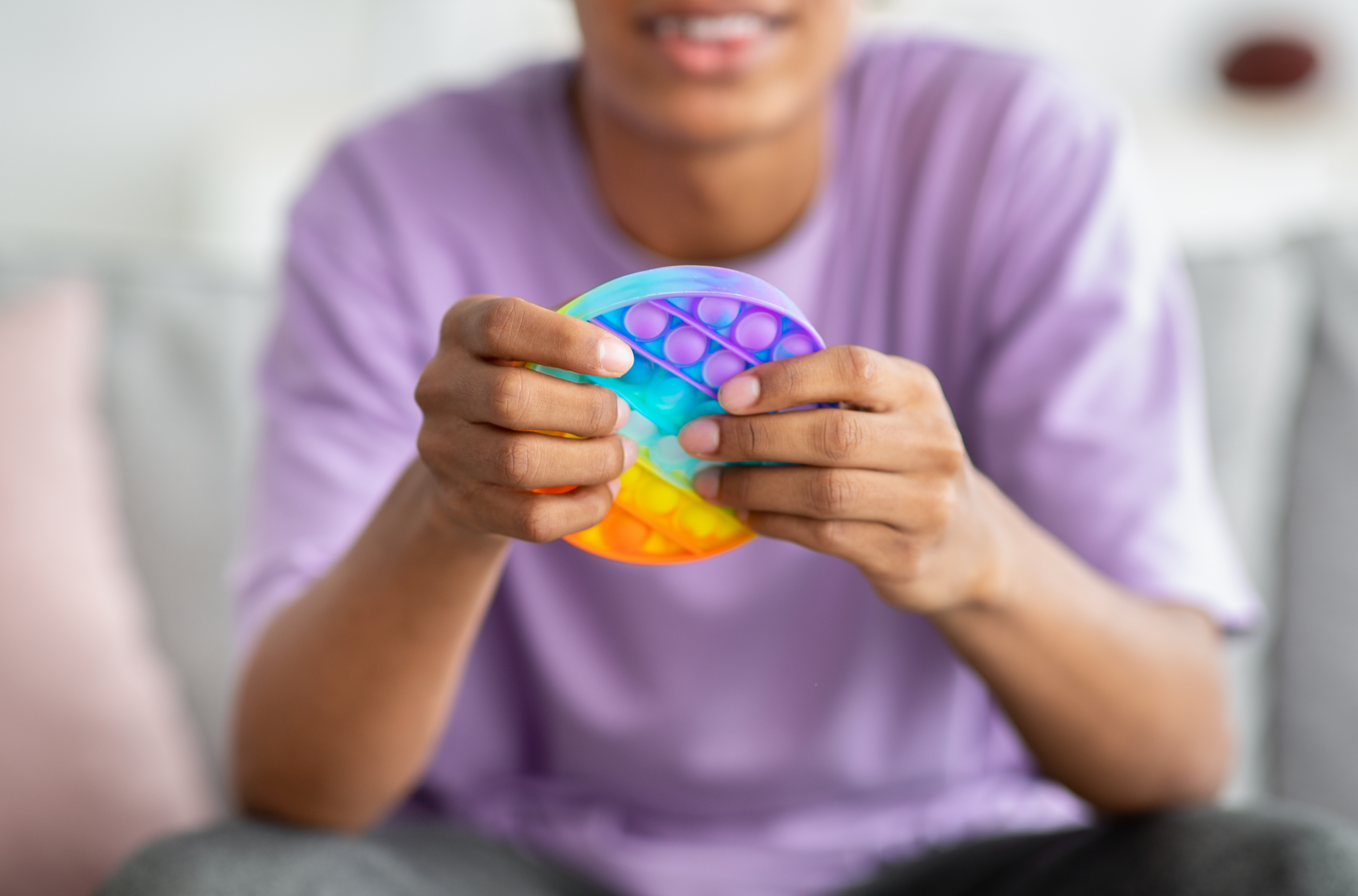If you notice your child always acts out when bored, you can prepare an activity bag to take with you in these situations. Photo / Getty Images