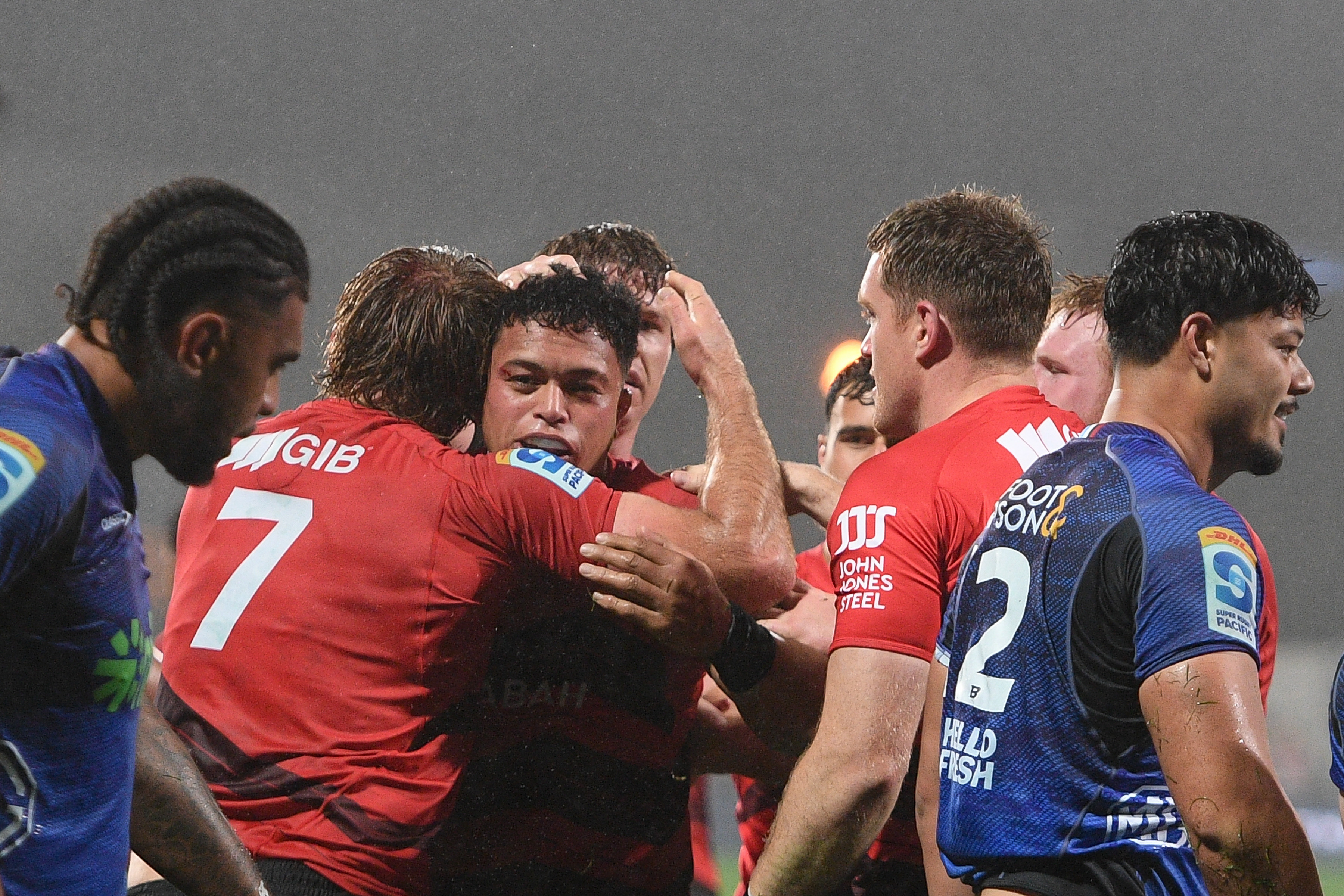 The Crusaders beat the Blues on the buzzer in Christchurch. Photo / Photosport