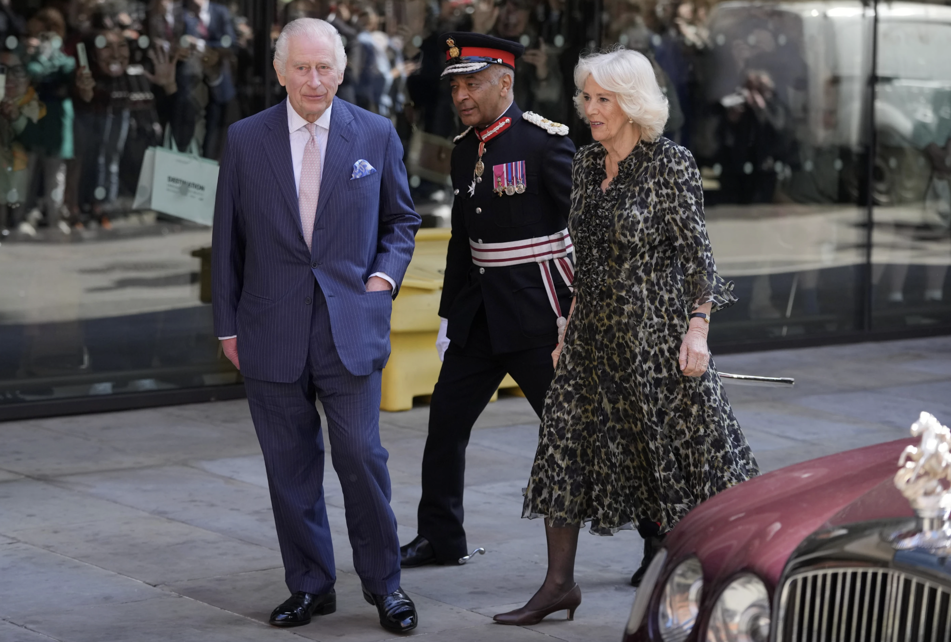 Their Majesties went on two walkabouts of the hospital as patients and staff gathered to meet them. Photo / AP, Kin Cheung