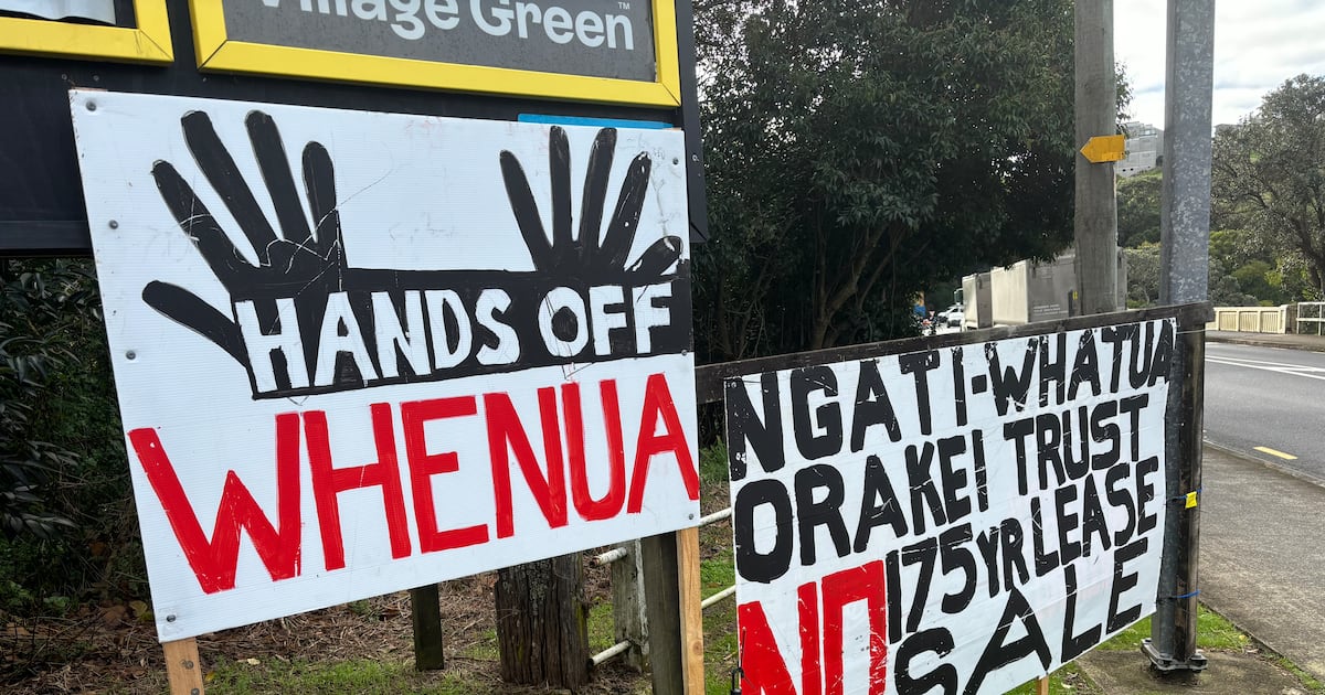 Ngāti Whātua Ōrākei siblings Steve and Len Phillips have occupied a piece of real estate in Remuera following a decision by Whai Rawa. Photo / Te Ao Māori News