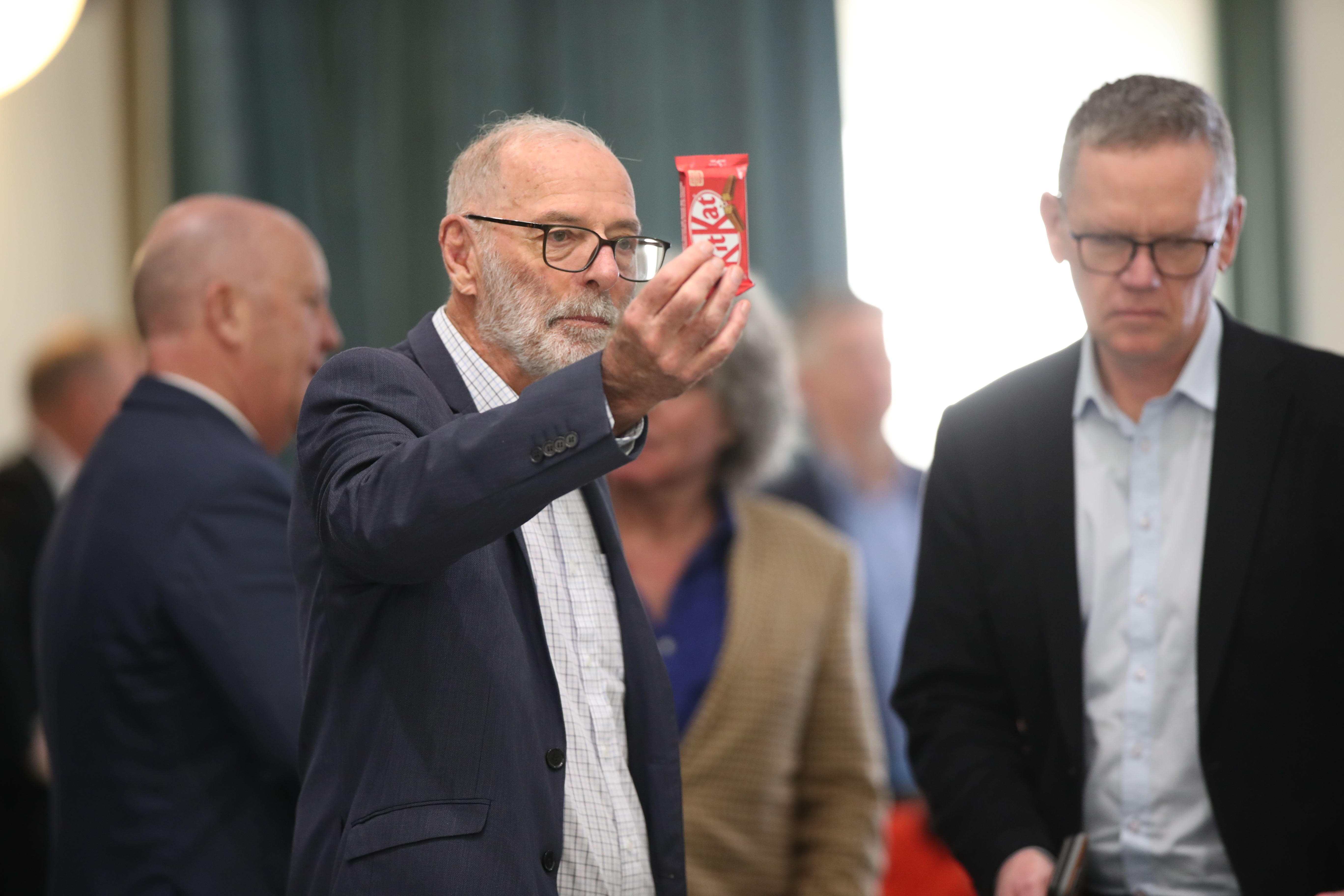 Auckland Mayor Wayne Brown announces a 40-minute lunch break for councillors debating the annual budget. Photo / Jason Oxenham
