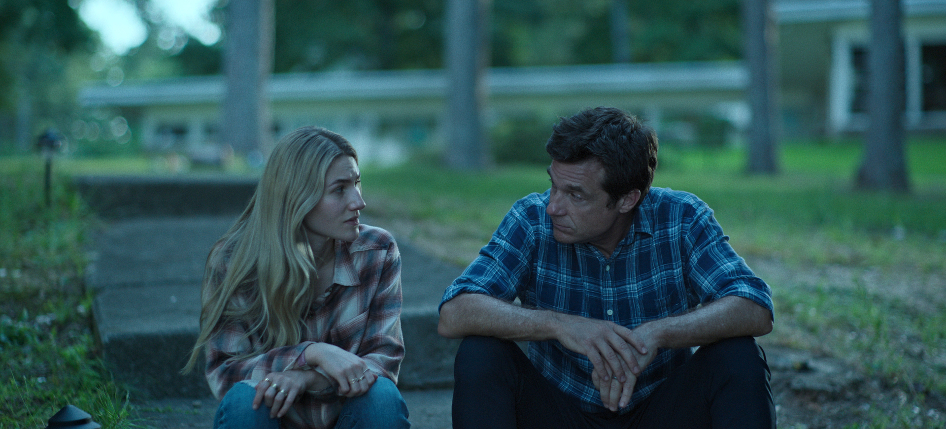 Sofia Hublitz as Charlotte and Jason Bateman as Marty in Ozark.