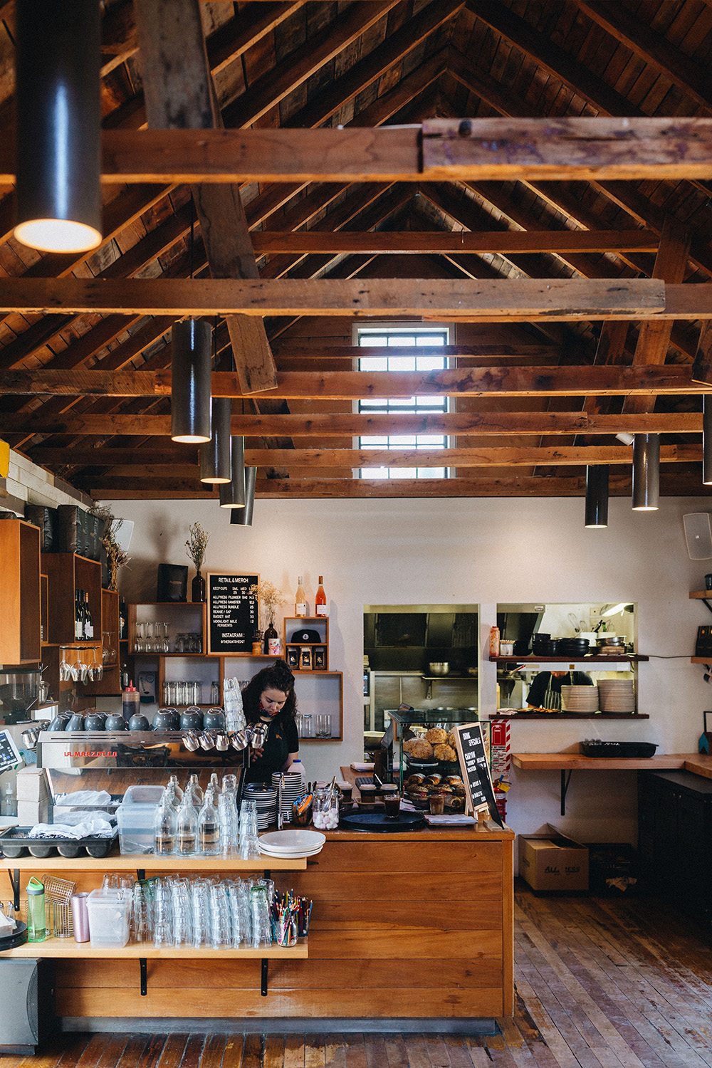 Looking for lakeside coffee sipping? The Boat Shed Cafe and Bistro has you covered.