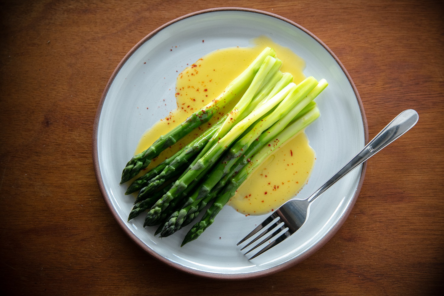 The asparagus with beurre blanc and espelette pepper. Photos / Babiche Martens