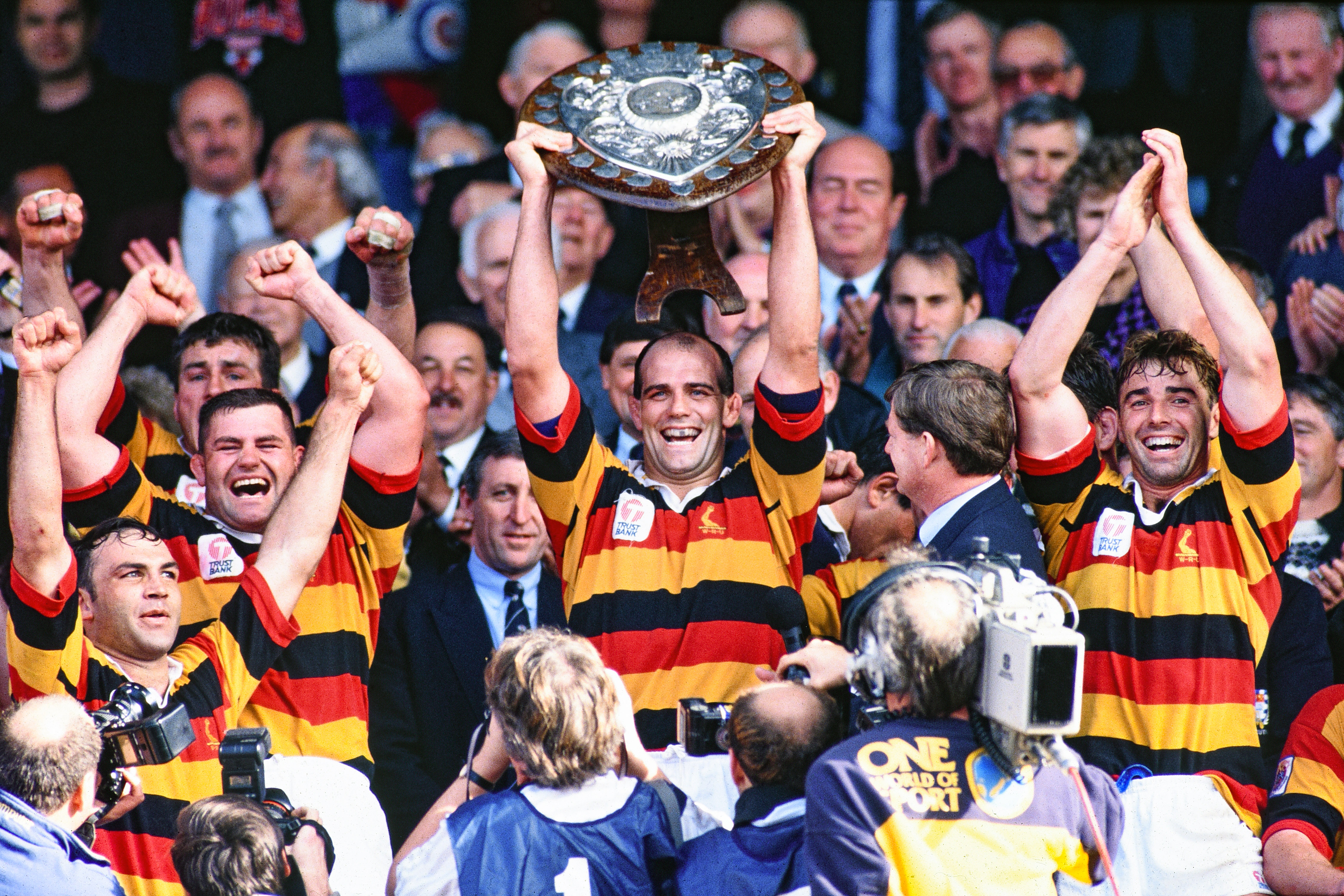 John Mitchell holds up the Ranfurly Shield after defeating Auckland on September 18, 1993 at Eden Park. Photo / Photosport