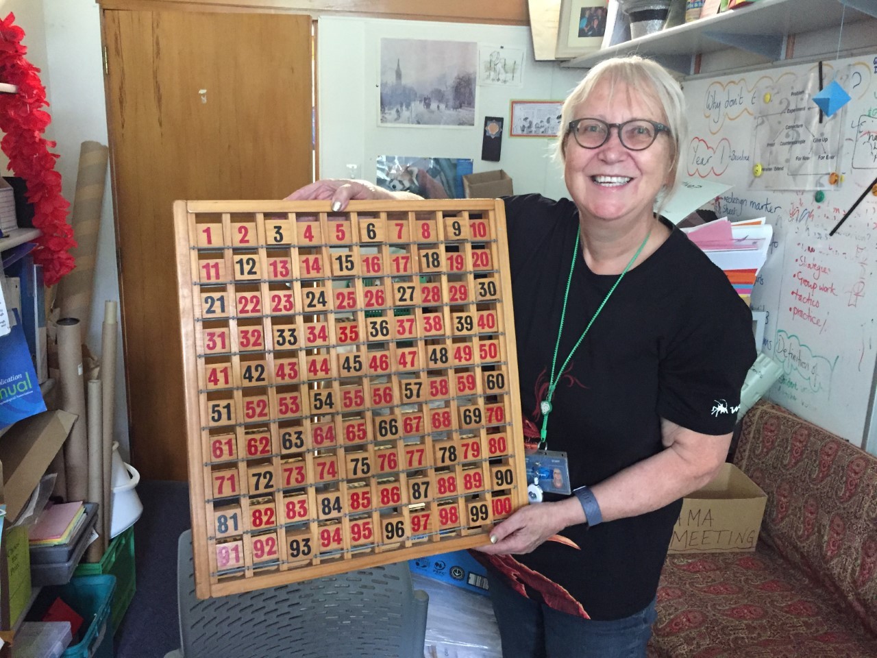 Dr Gillian Frankcom-Burgess shows the diagonal patterns of the multiples of 3 (in black) on a 10 x 10 number board: 
