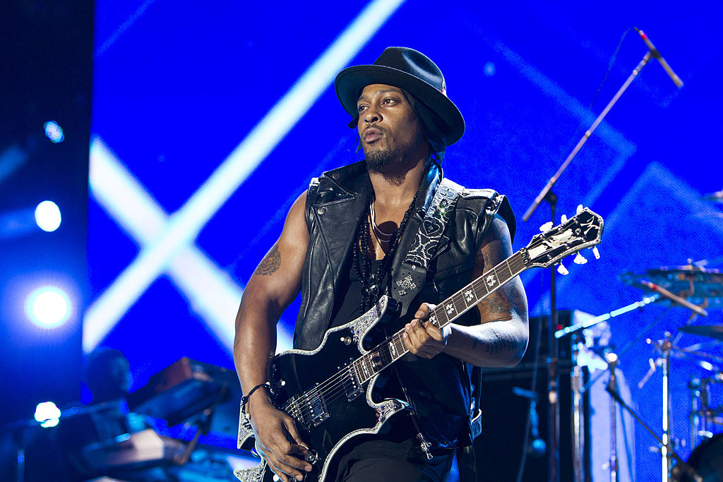 R&B singer D'Angelo dead at 51 - NZ Herald
