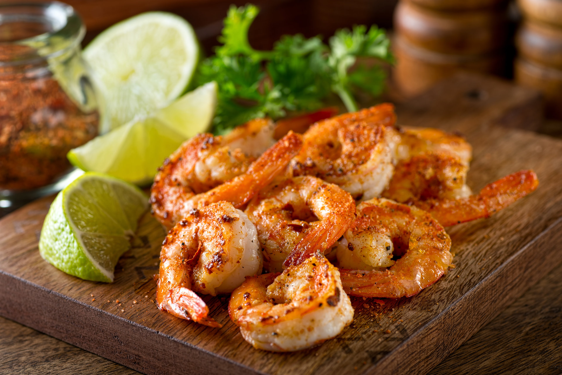Cajun and Creole cuisines in New Orleans have French, Spanish, and African roots.