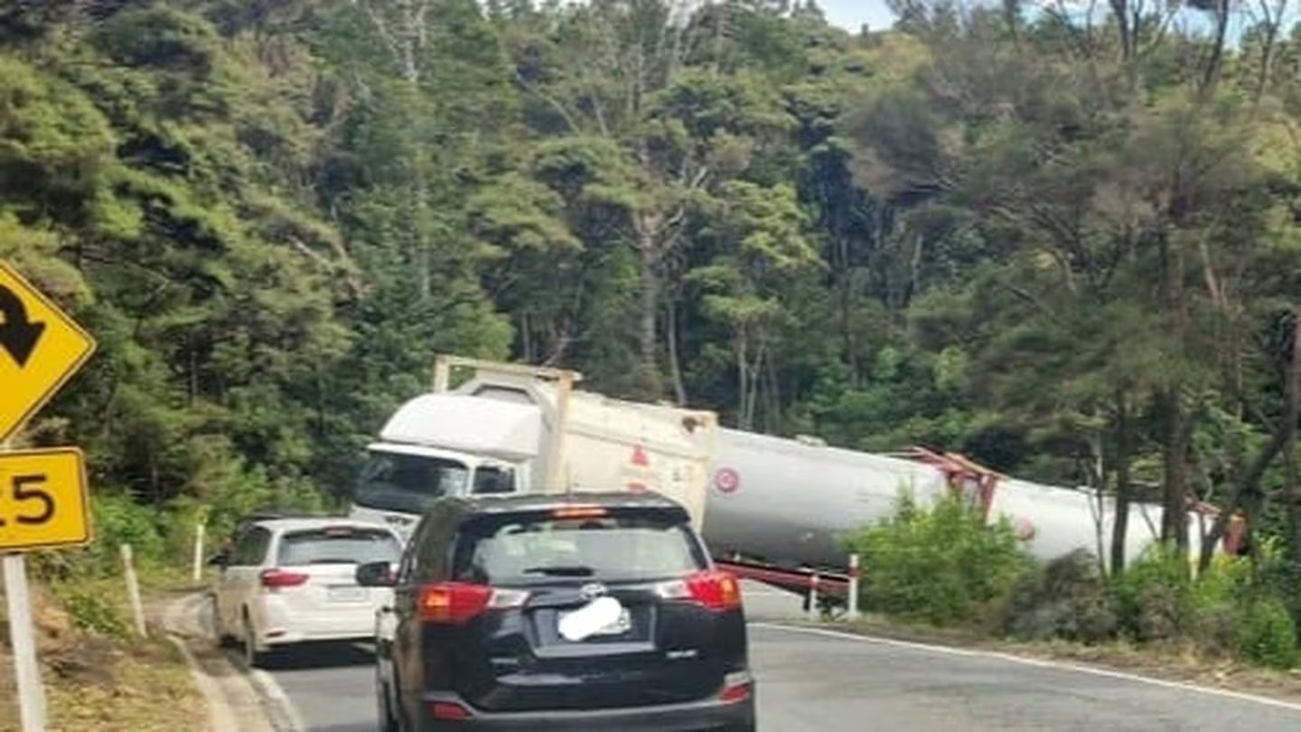 Northland roading authorities are confident heavy trucks will stay off detour routes designated for light vehicles, which didn’t happen last year.